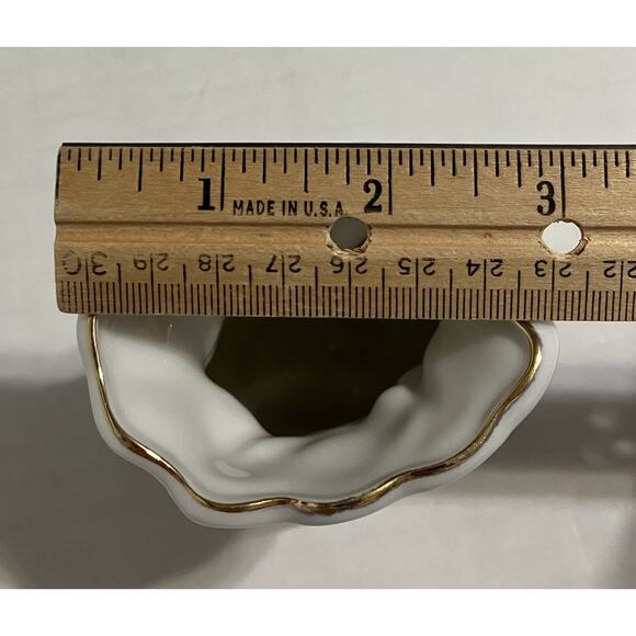 Collectible Lefton Christmas Bud Vase 03729 Cardinal Holly Berries Hand Painted - Picture 6 of 7